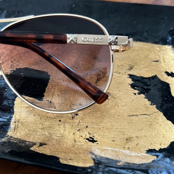 Guess aviador sunglasses - Picture 9 of 9